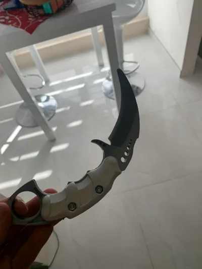 KARAMBIT TRAINERS CUSTOM