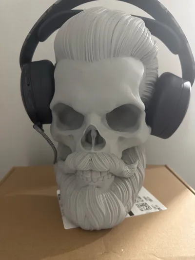 Beard Skull Headphone stand