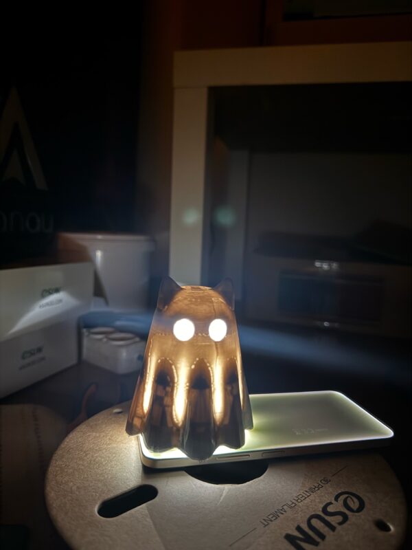 GhostiCat Lamp