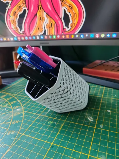 Asanoha Pen Holder