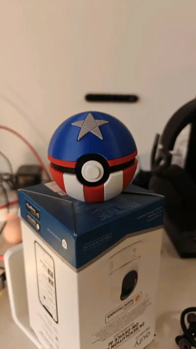 Captain America- Poke Ball
