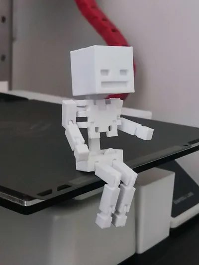 Minecraft Print-in-Place Highly Articulated Skeleton Keychain/Pendant