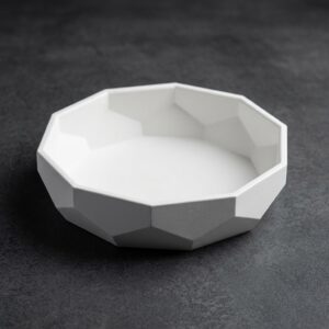 Low-Poly Tray / Bowl product image 1