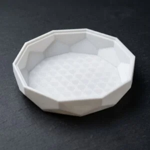 Low-Poly Tray / Bowl
